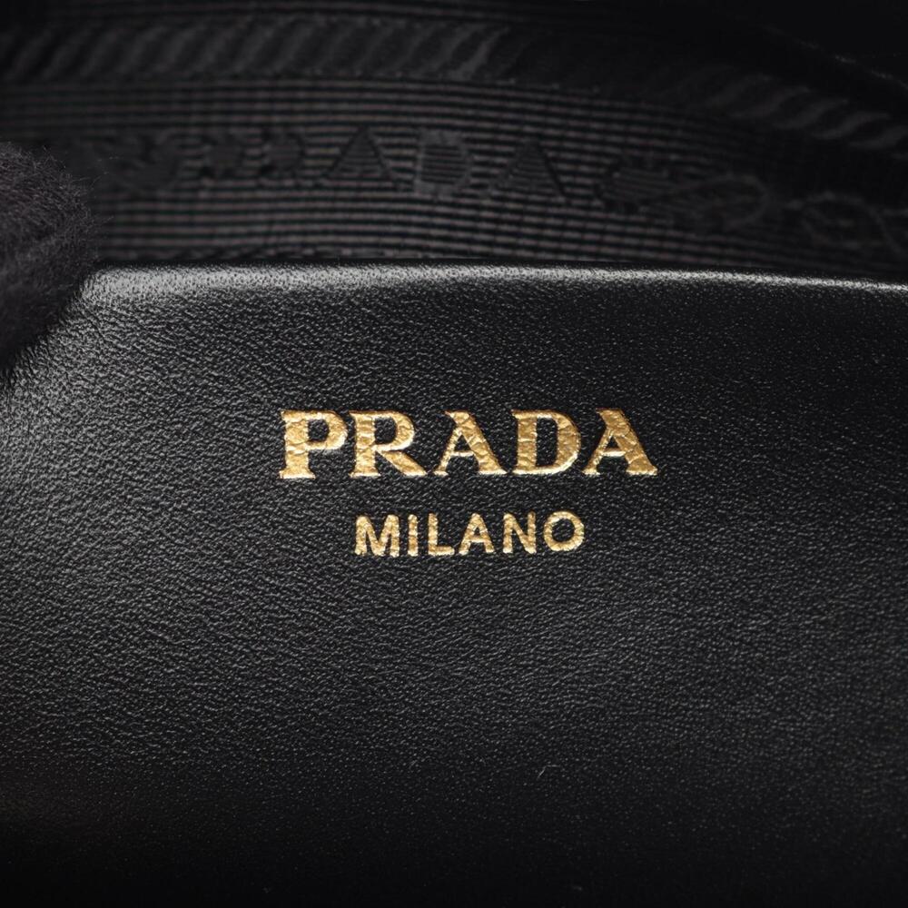 PRADA Bag - Picture 4 of 16